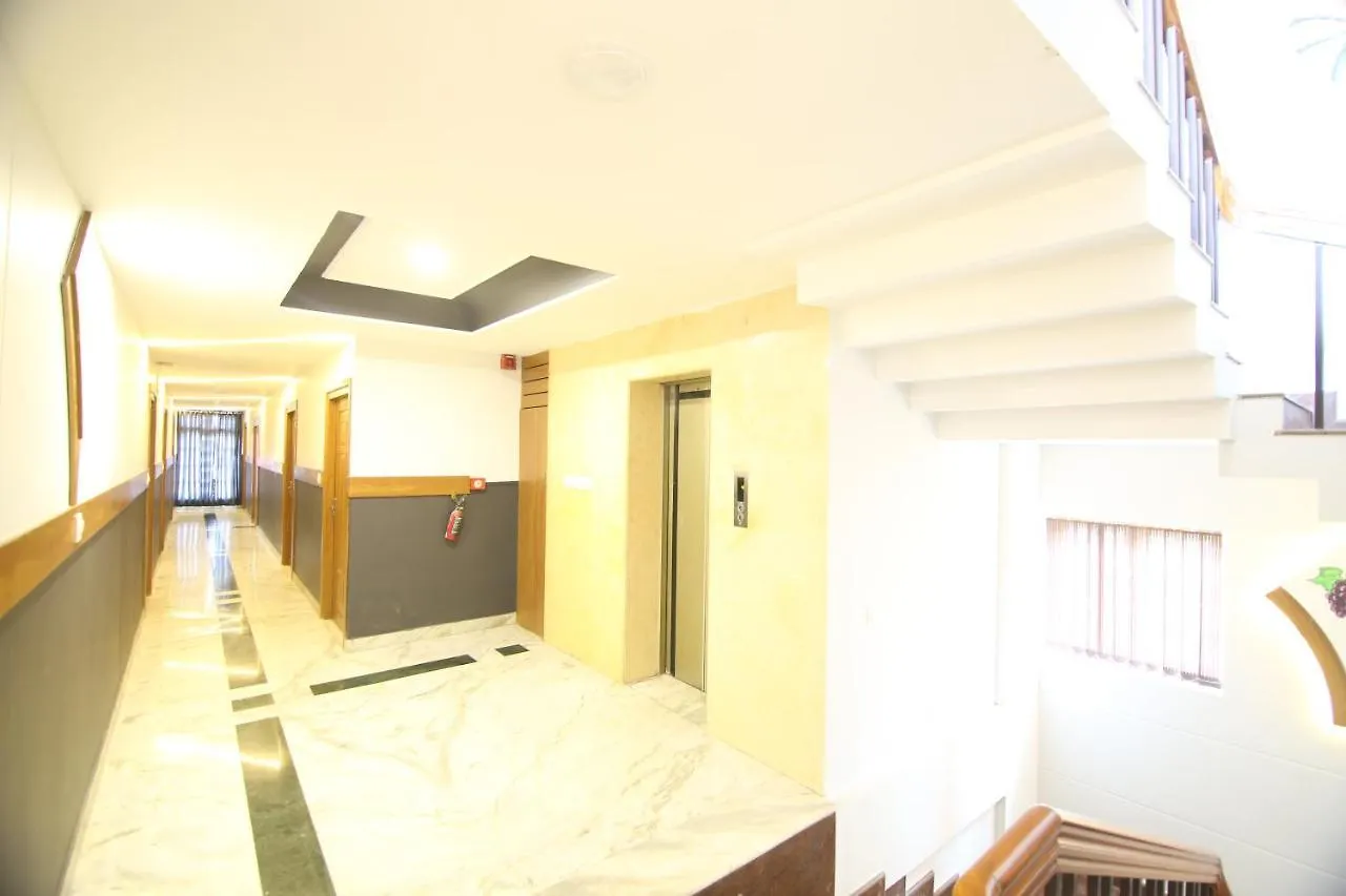 Central Gate Hotel Calicut 3*, コージコード インド